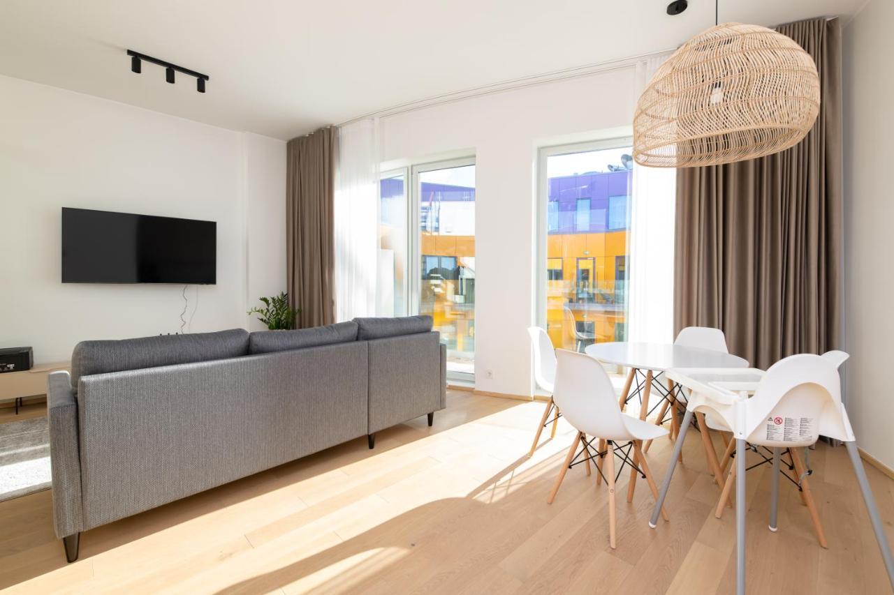 Lejlighed 4bdr Modern And Stylish Near Kadriorg With Free Parking Tallinn