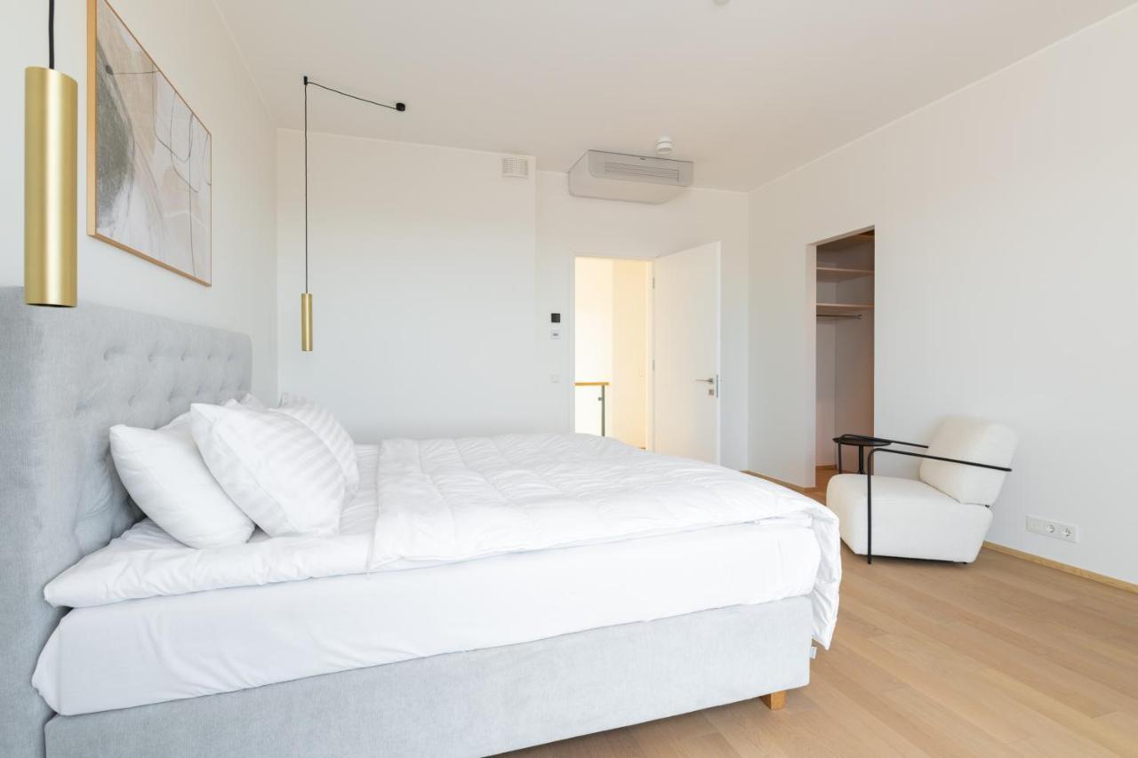 Lejlighed 4bdr Modern And Stylish Near Kadriorg With Free Parking *