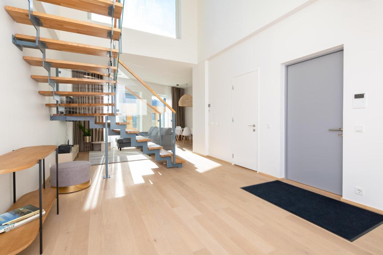 Lejlighed 4bdr Modern And Stylish Near Kadriorg With Free Parking *